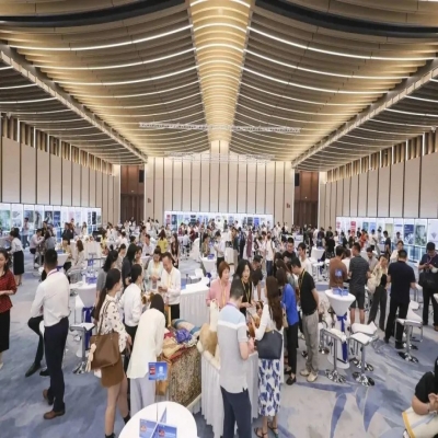 第六届进博会消费品展区、服务贸易展区展前供需对接会暨上海招商路演成功举办